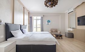 Piccolo Mondo By Citybookings